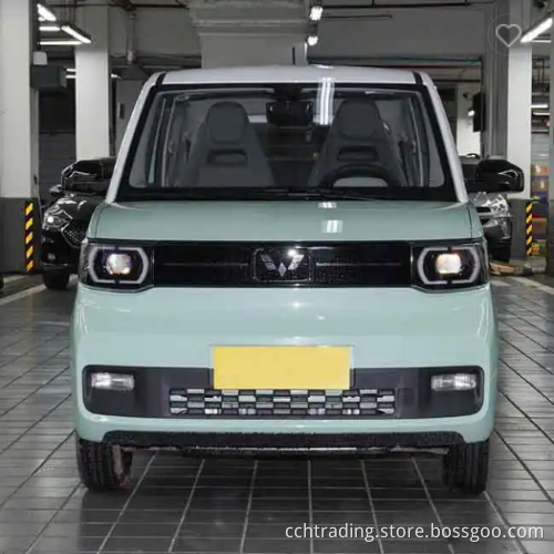 Popular Car Cheap And High Speed Mini Electric New Energy Car Cute Look Wuling Hongguang